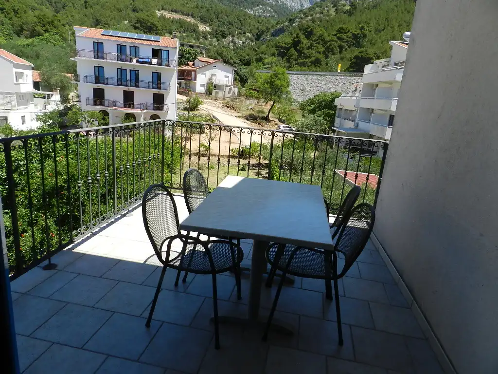 Apartment A4